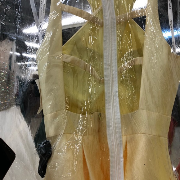 Yellow Elegant dress for prom, Quinceañera
